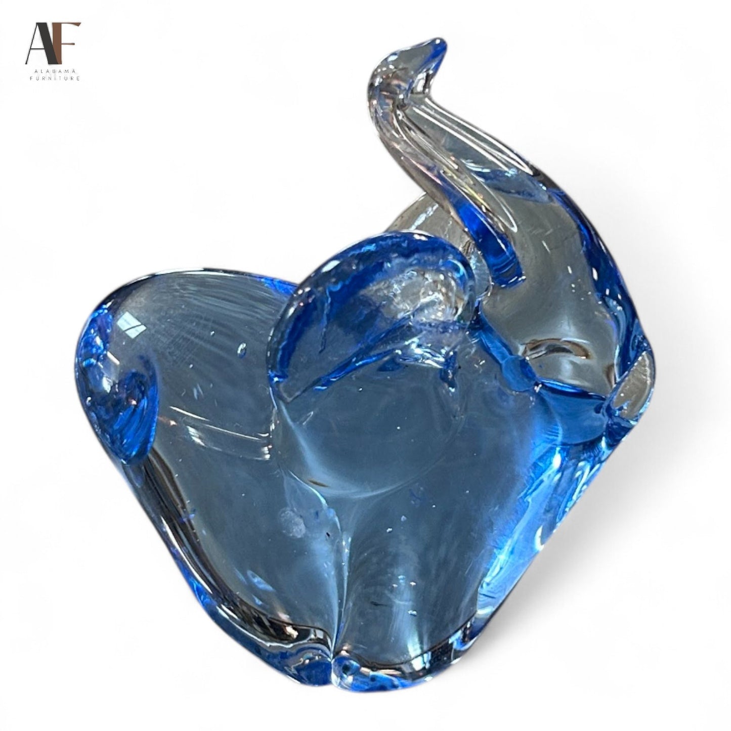 GLASS ELEPHANT