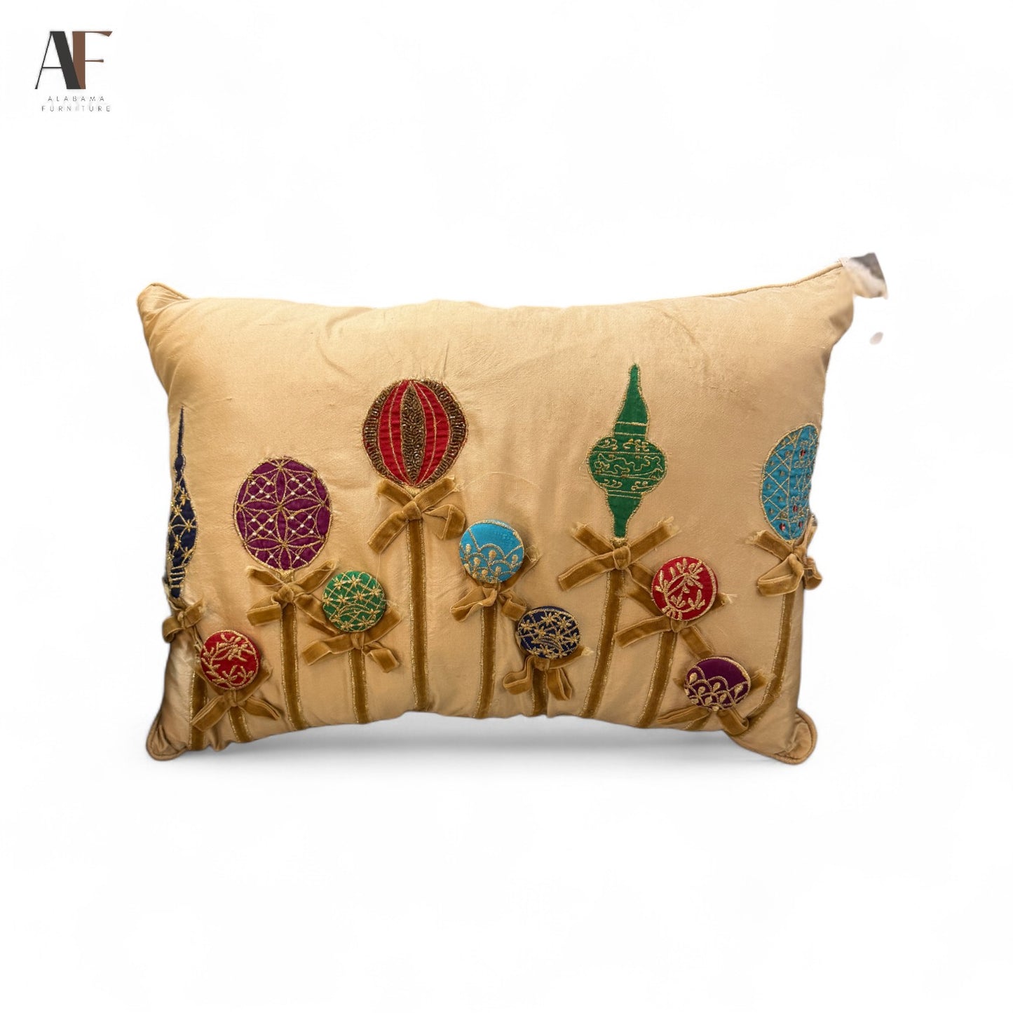 THROW PILLOW