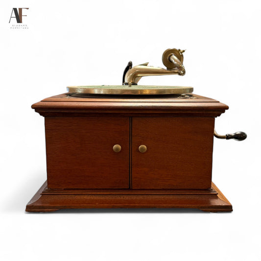 VICTOR RECORD PLAYER