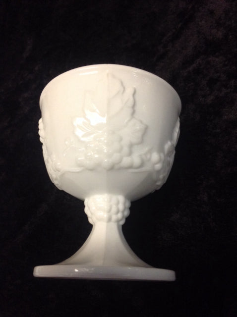 MILK GLASS CREAMER/SUGAR SET