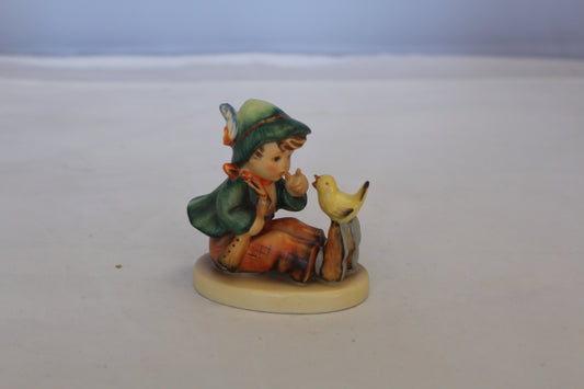 HUMMEL SINGING LESSON FIGURINE