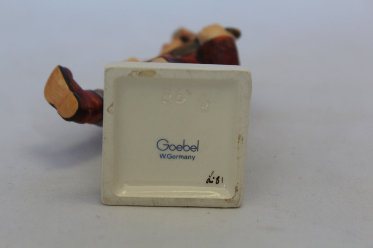 HUMMEL HAPPINESS FIGURINE