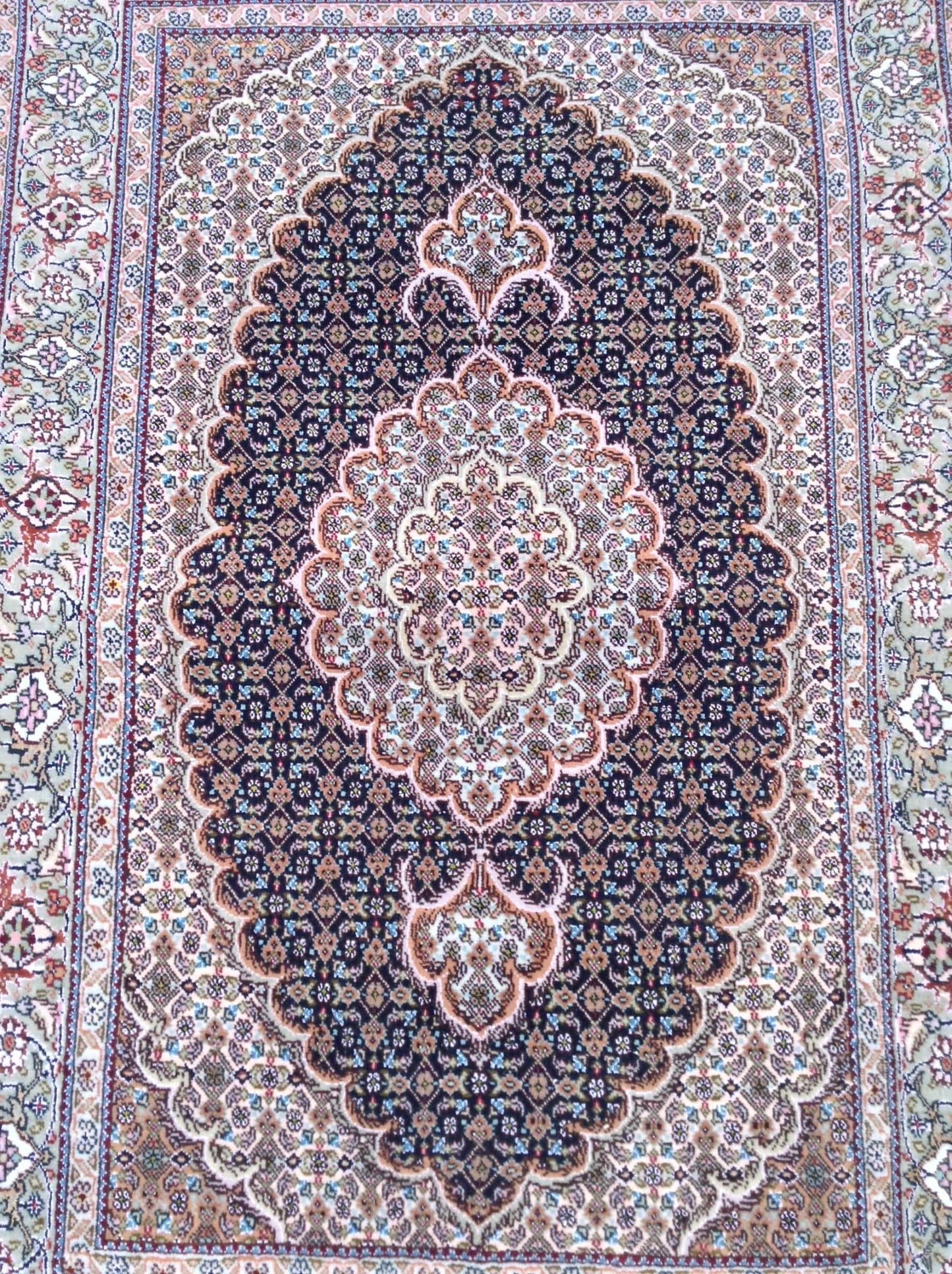 RUG