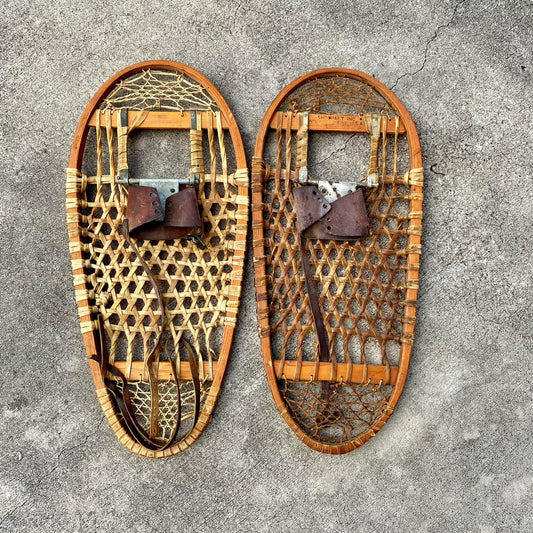SNOWSHOES