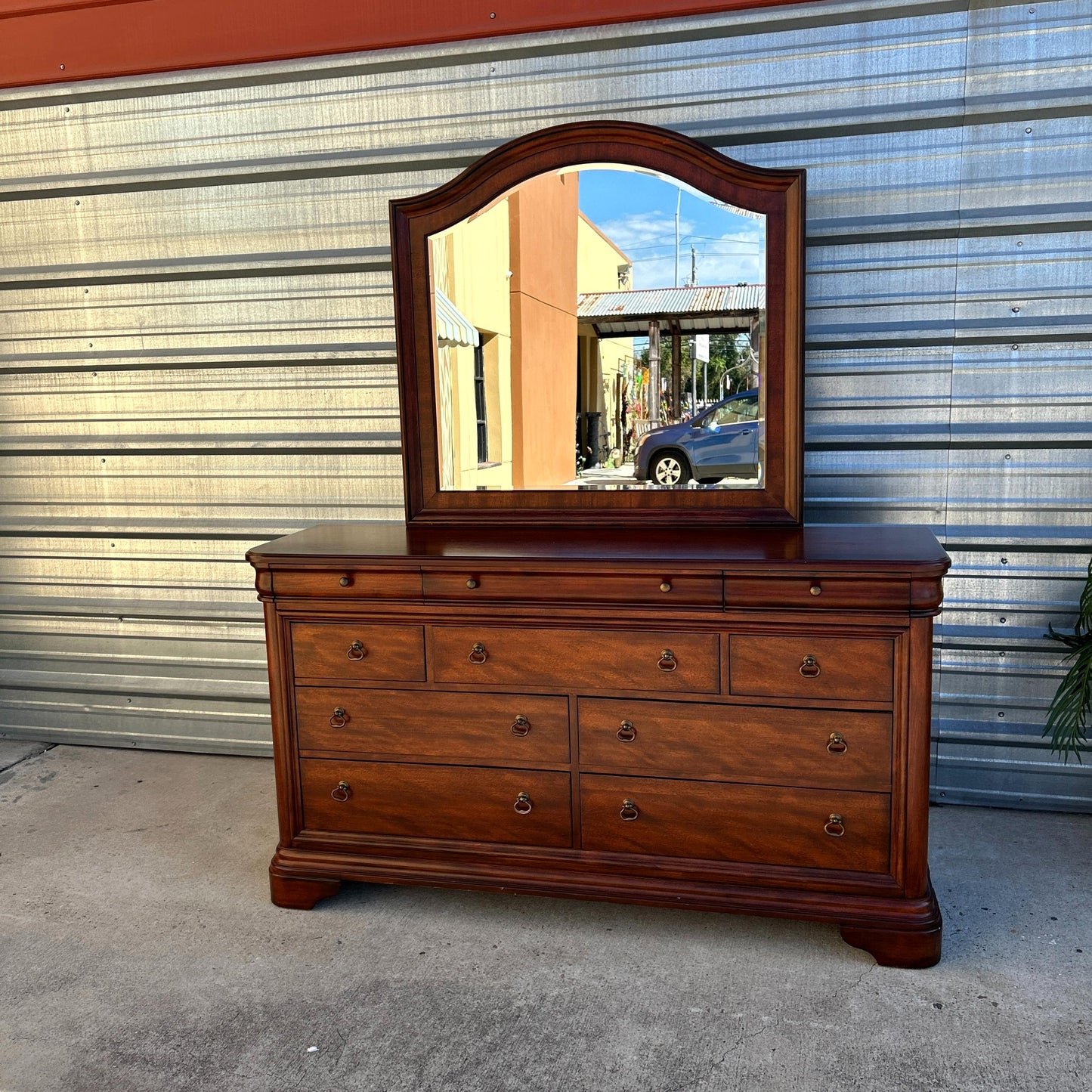 Bordeaux II Ten Drawer Dresser