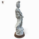 FIGURINE