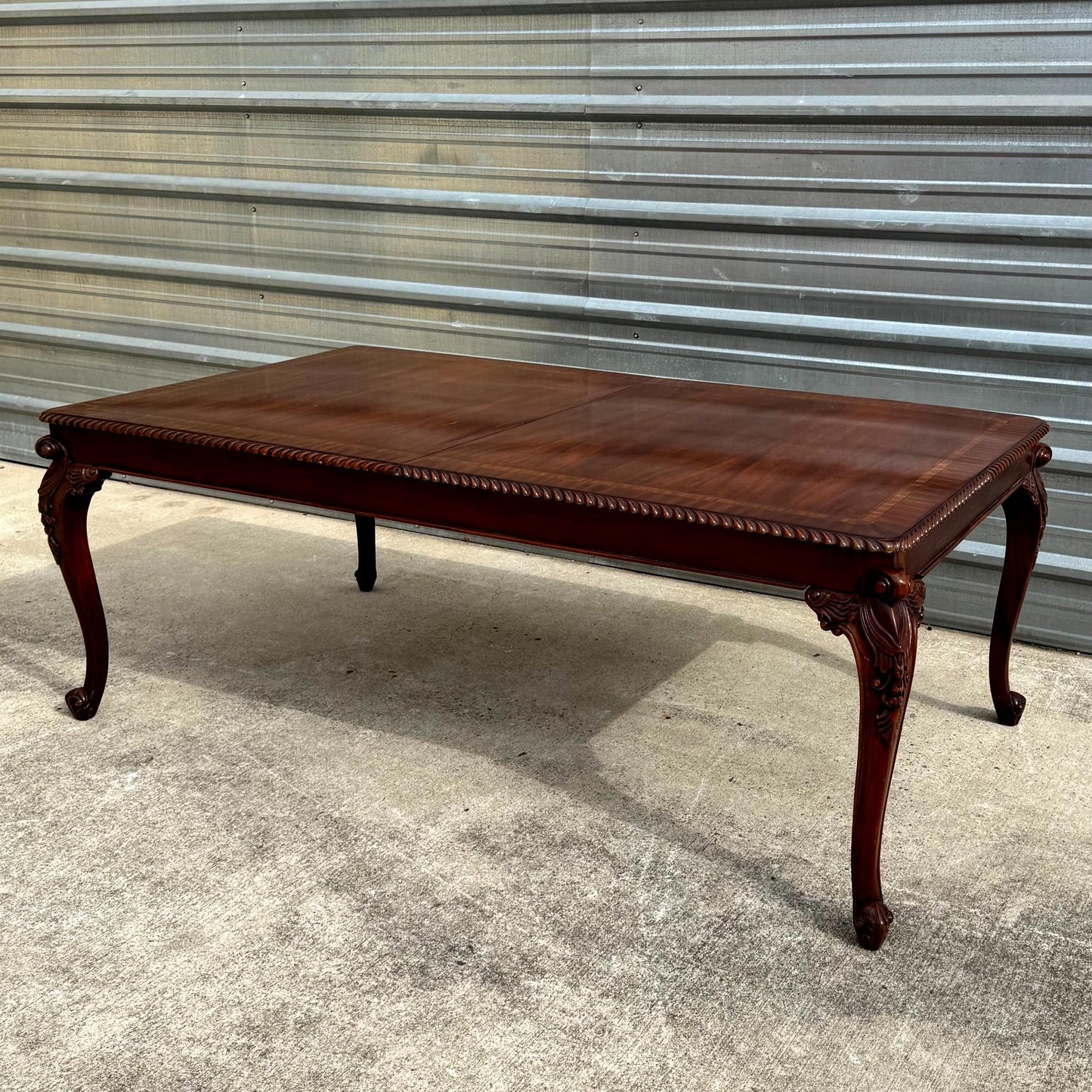 Mahogany Chippendale Table w/ 8 Chairs