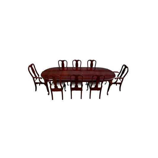 Pennsylvania House Dining Table W/8 Chairs