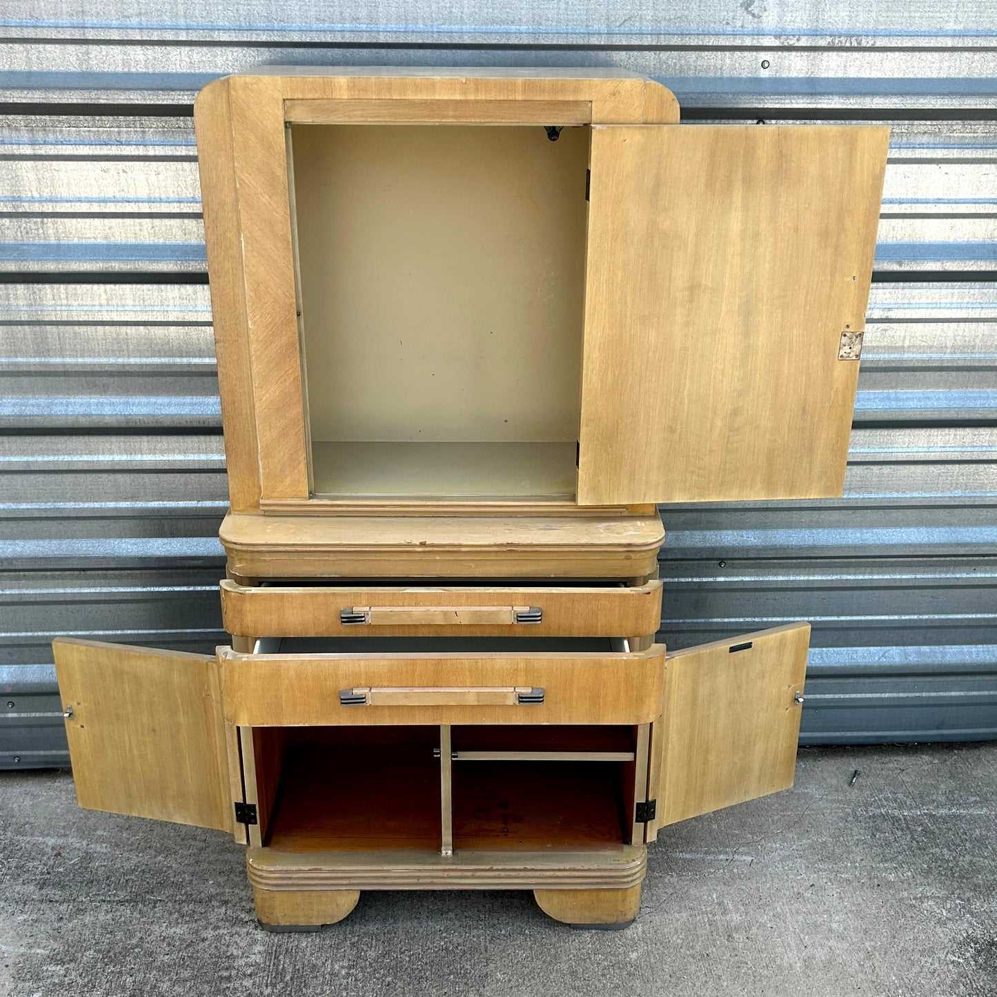 Vintage Art Deco Cabinet