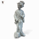 FIGURINE