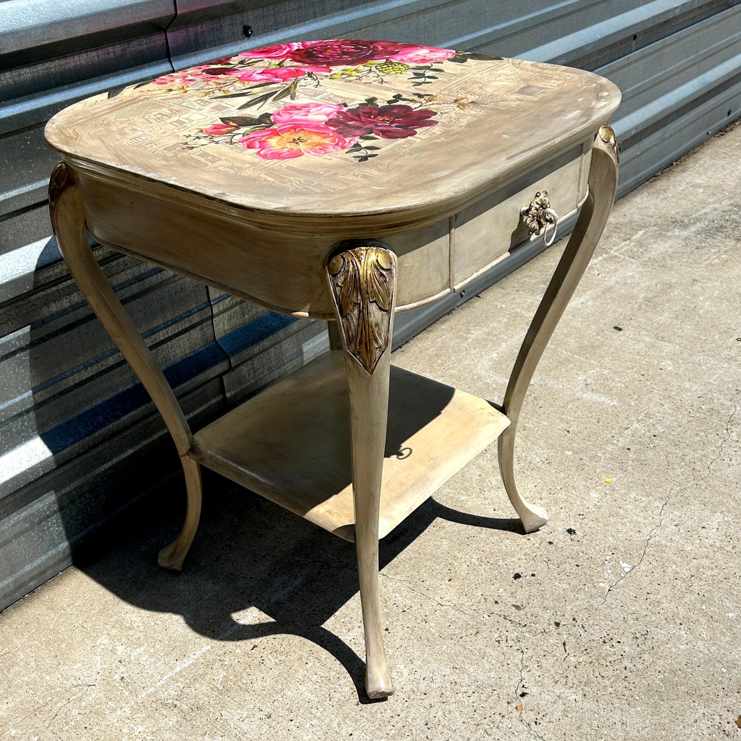 Shabby Sheek Side Table