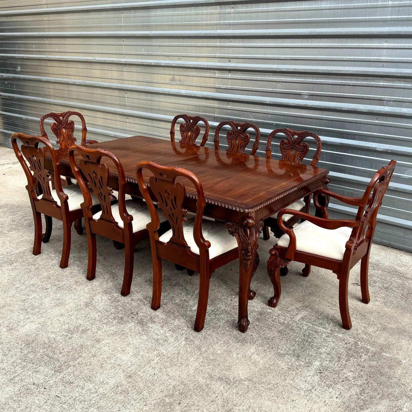 Mahogany Chippendale Table w/ 8 Chairs