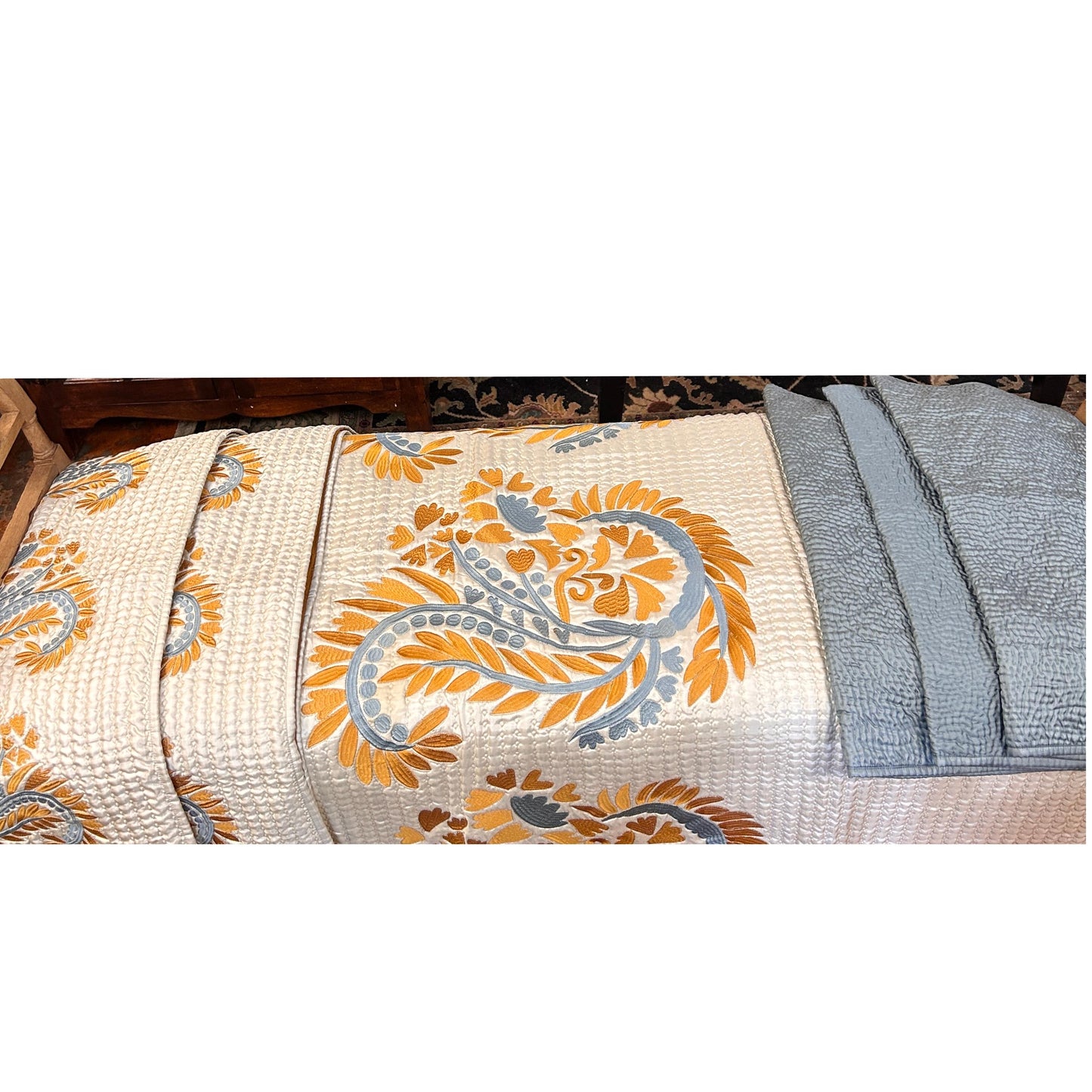 King Comforter w/ 2 Kng Shams 3 Square Pillow Covers