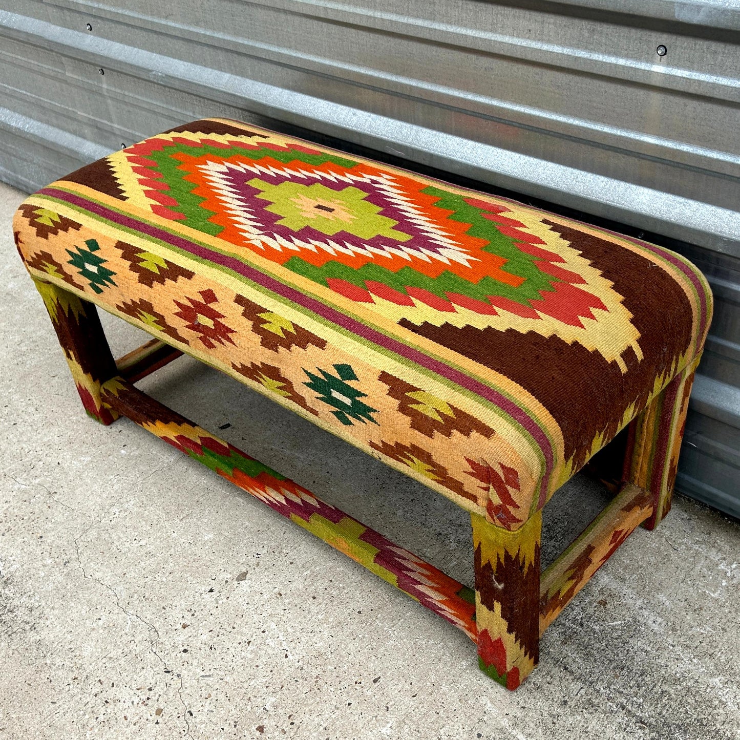 Kilam Bench