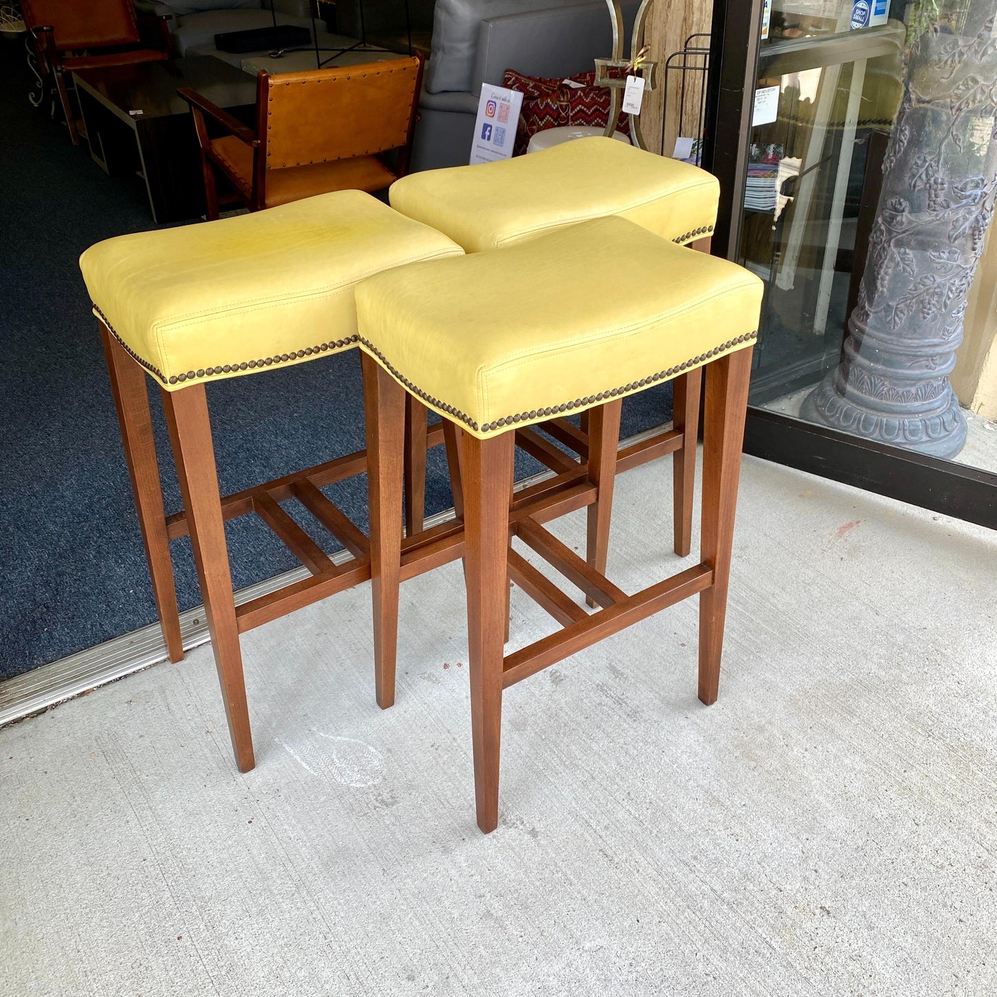 Set of 3 Bar Stools