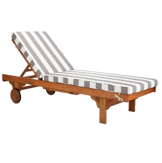 Newport Chaise Lounge Chair With Side Table