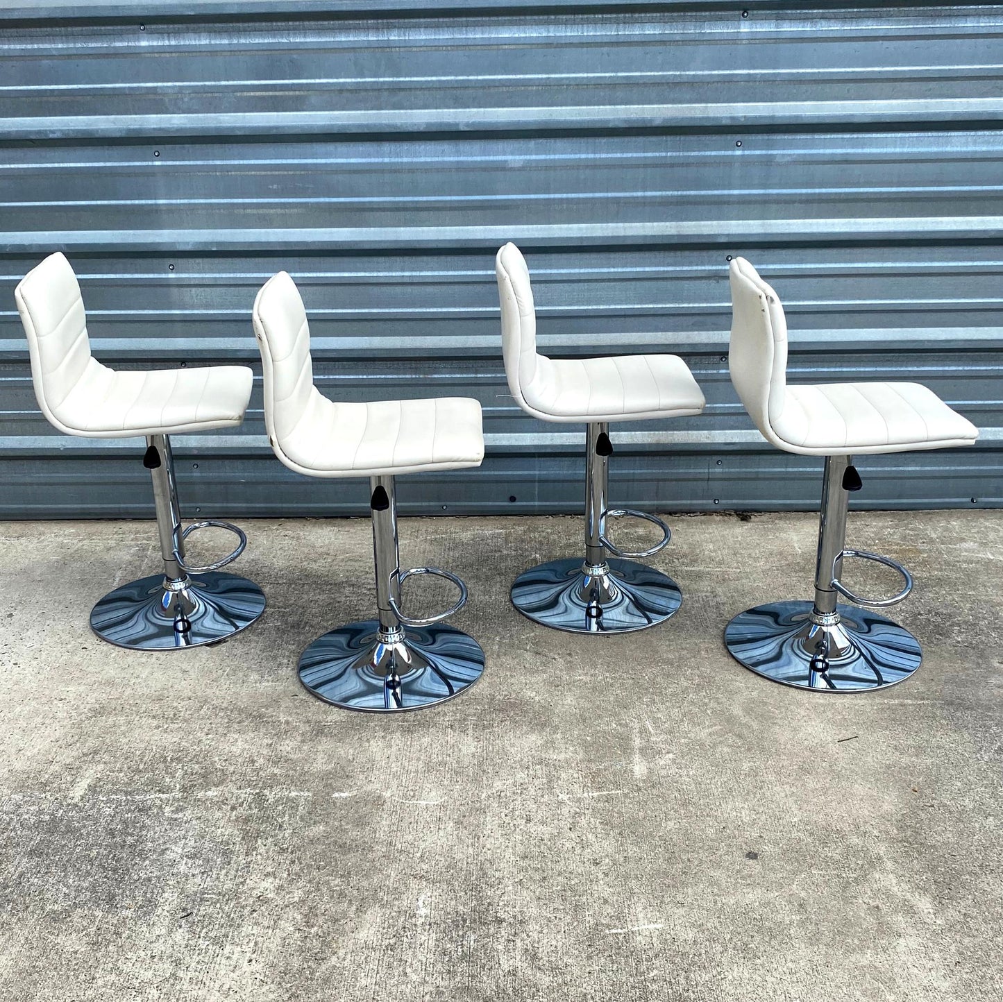 Set of 4 Leather Adjustable  Bar Stools