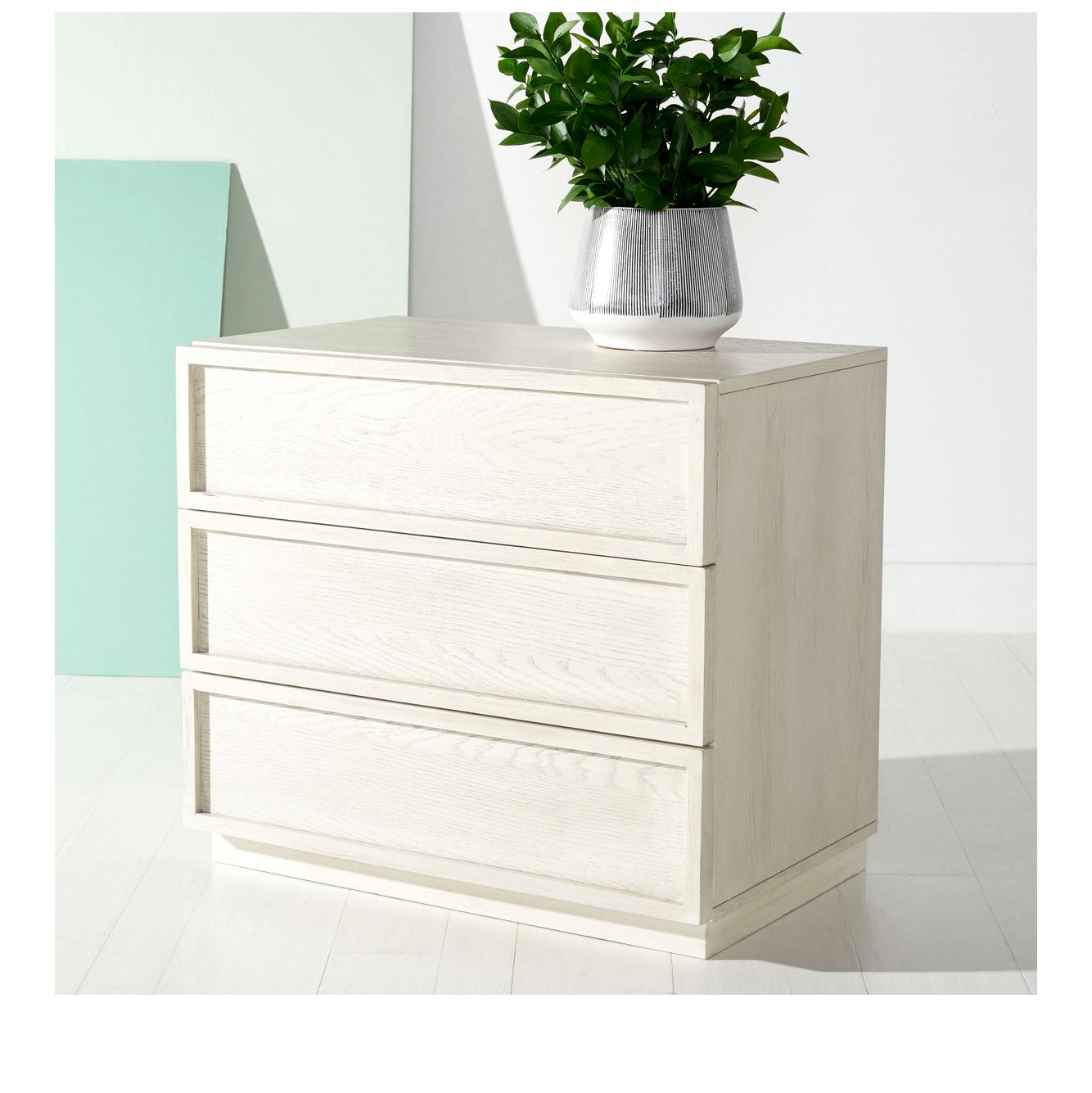 Zeus 3 Drawer Wood Chest in Creme