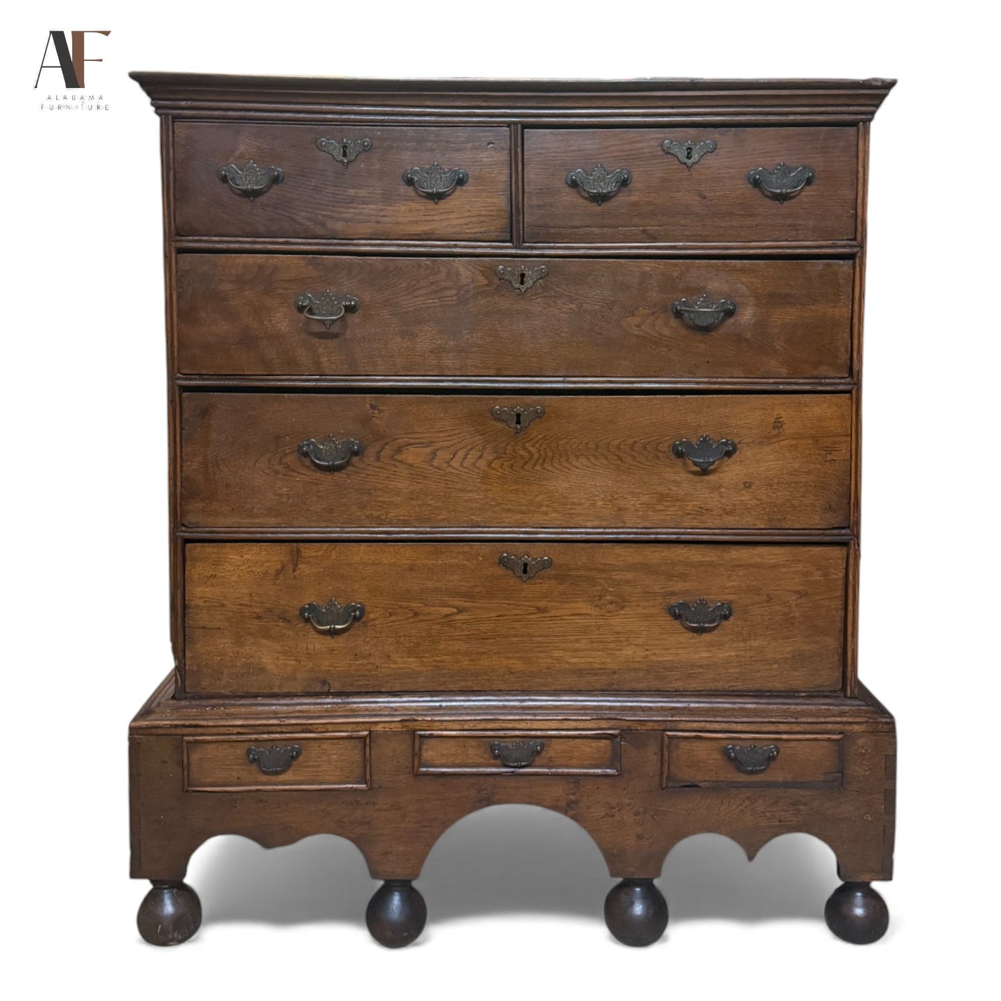 ANTIQUE CHEST