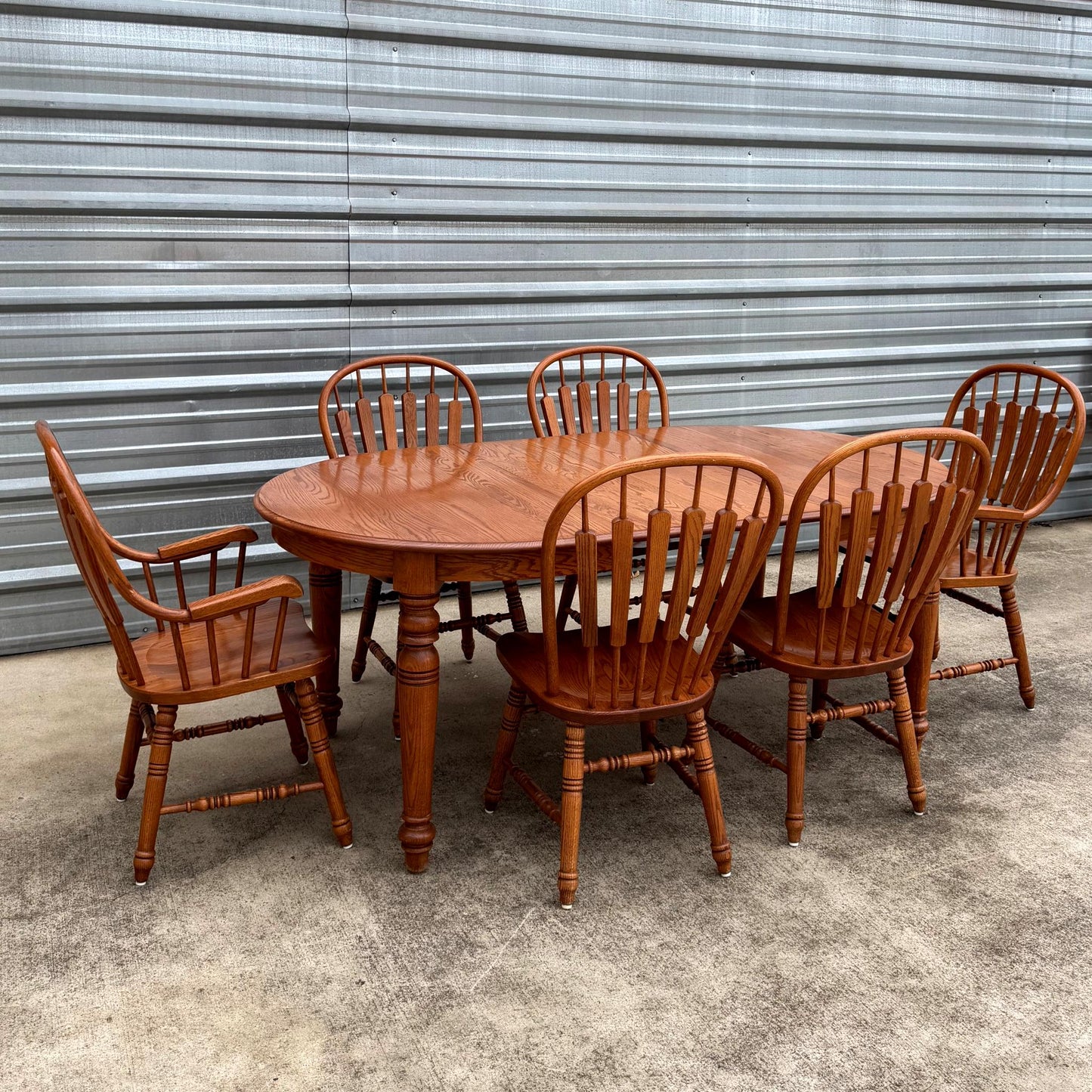 Oak Table w/ 6 Chairs