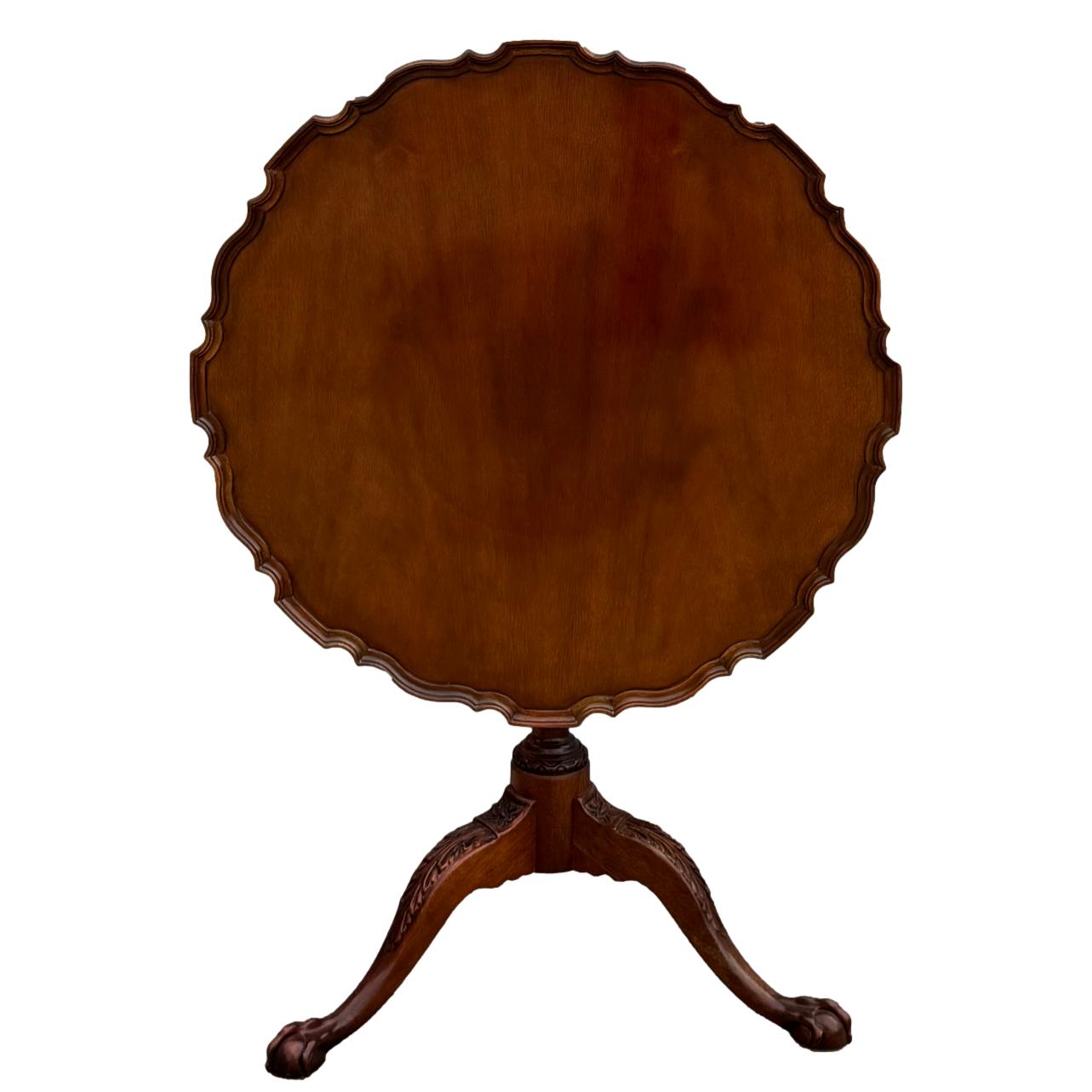 Scalloped Tilt Top Table