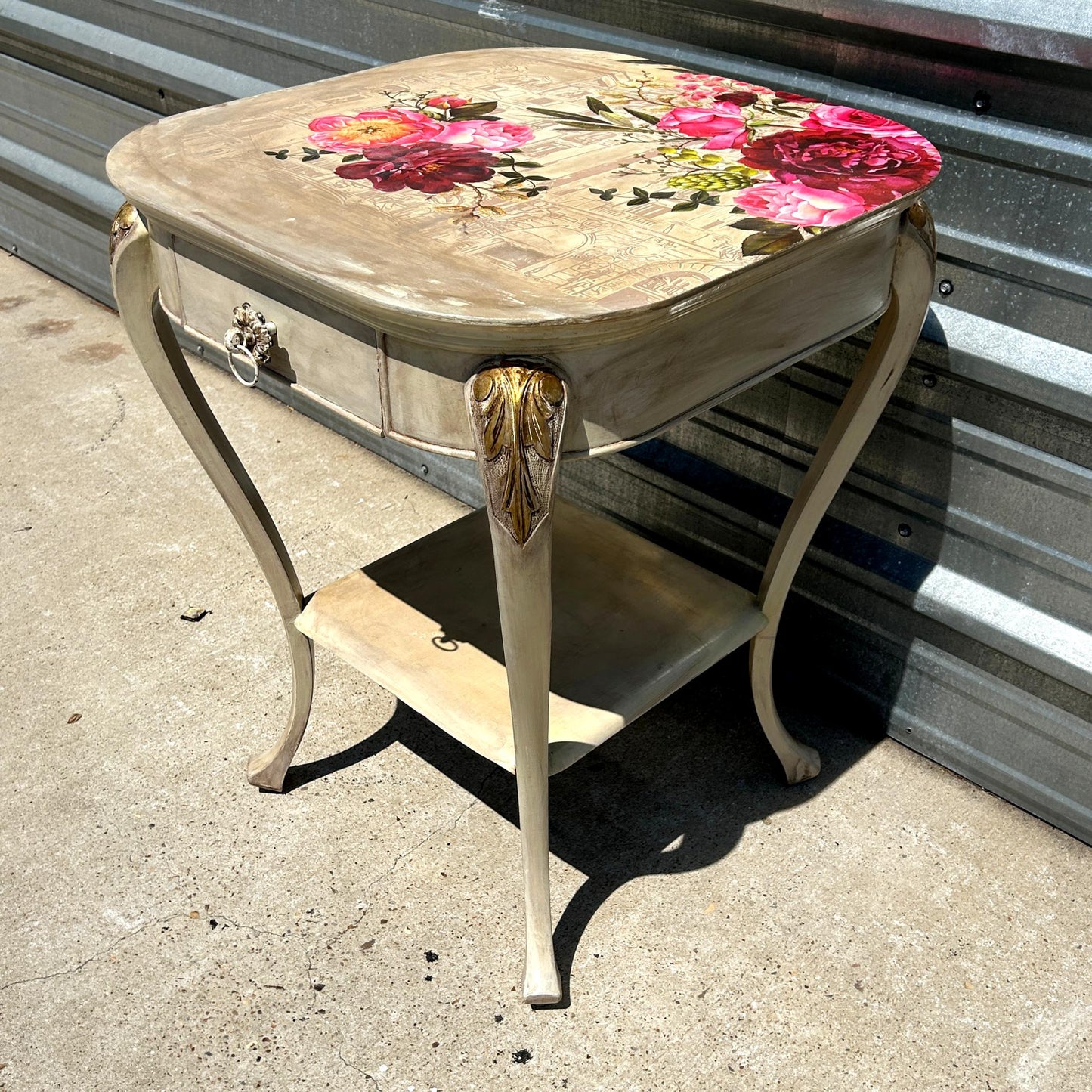 Shabby Sheek Side Table