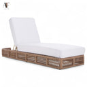 CHAISE LOUNGE