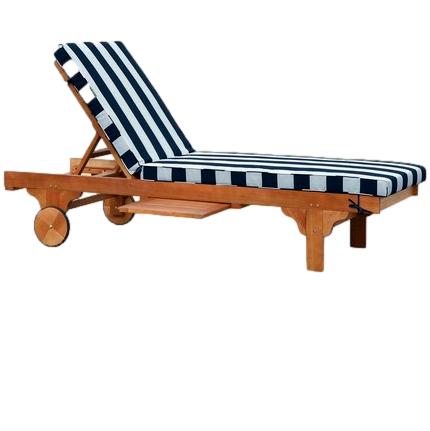 Newport Chaise Lounge Chair With Side Table