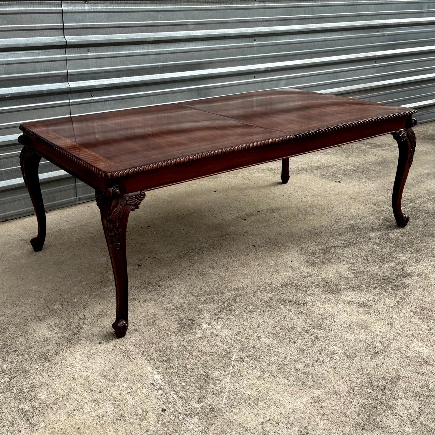 Mahogany Chippendale Table w/ 8 Chairs