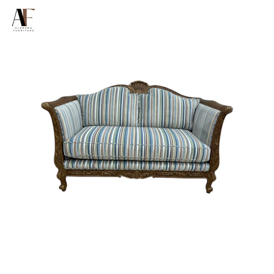 LOVESEAT