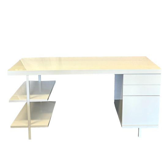 White Lacquered Wood Desk