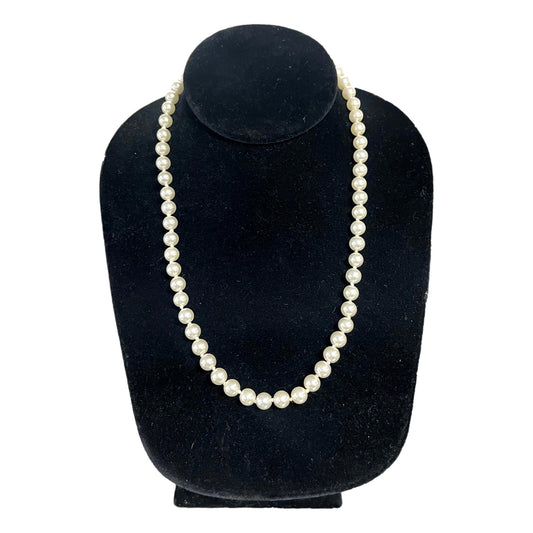 White Pearl Necklace