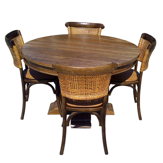 Round Table with Chairs