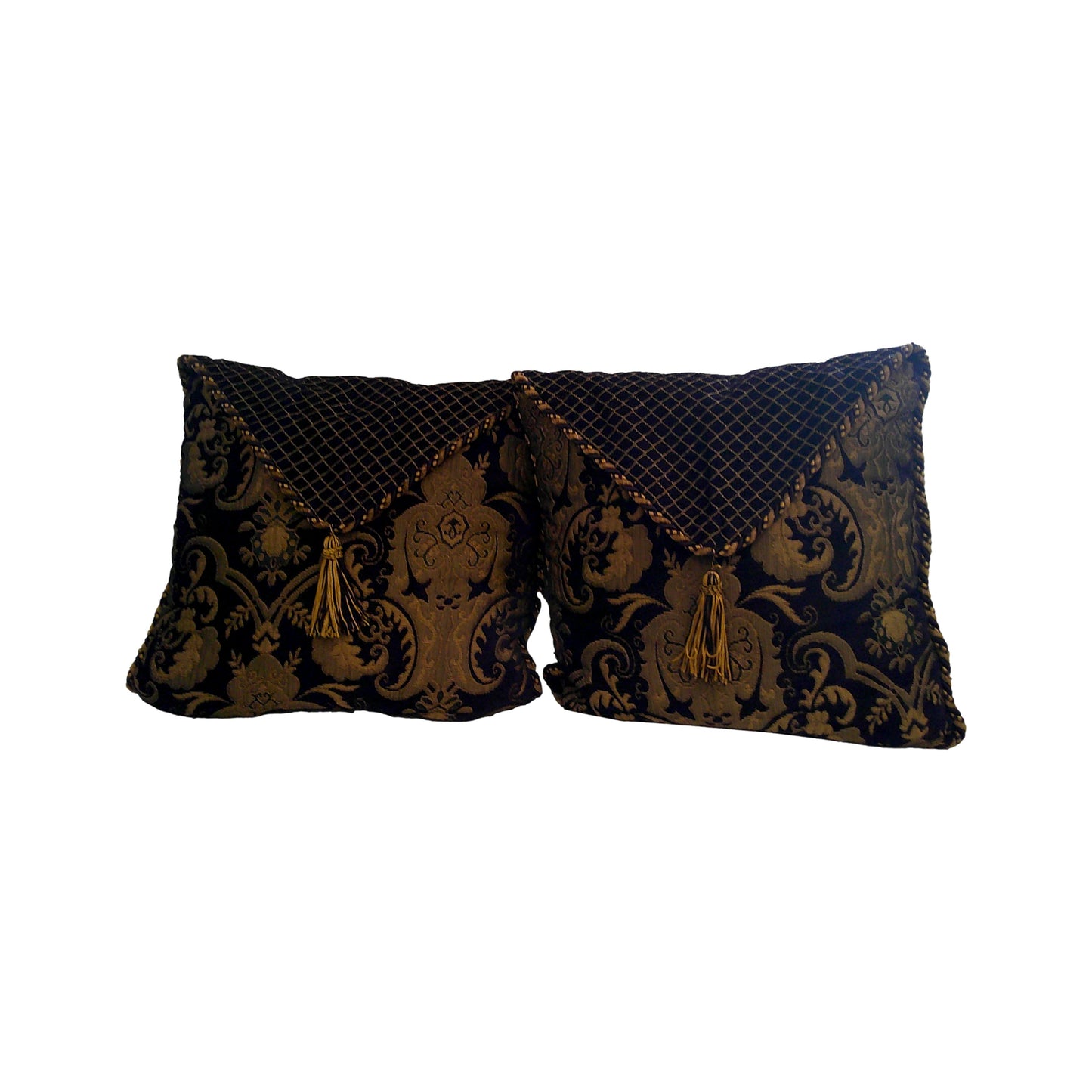 Set Of 2 Purple & Gold Pillows With Tassles