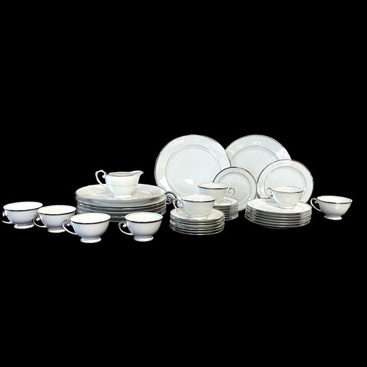 Tirschenreuth Plymouth Porcelain Incomplete Set