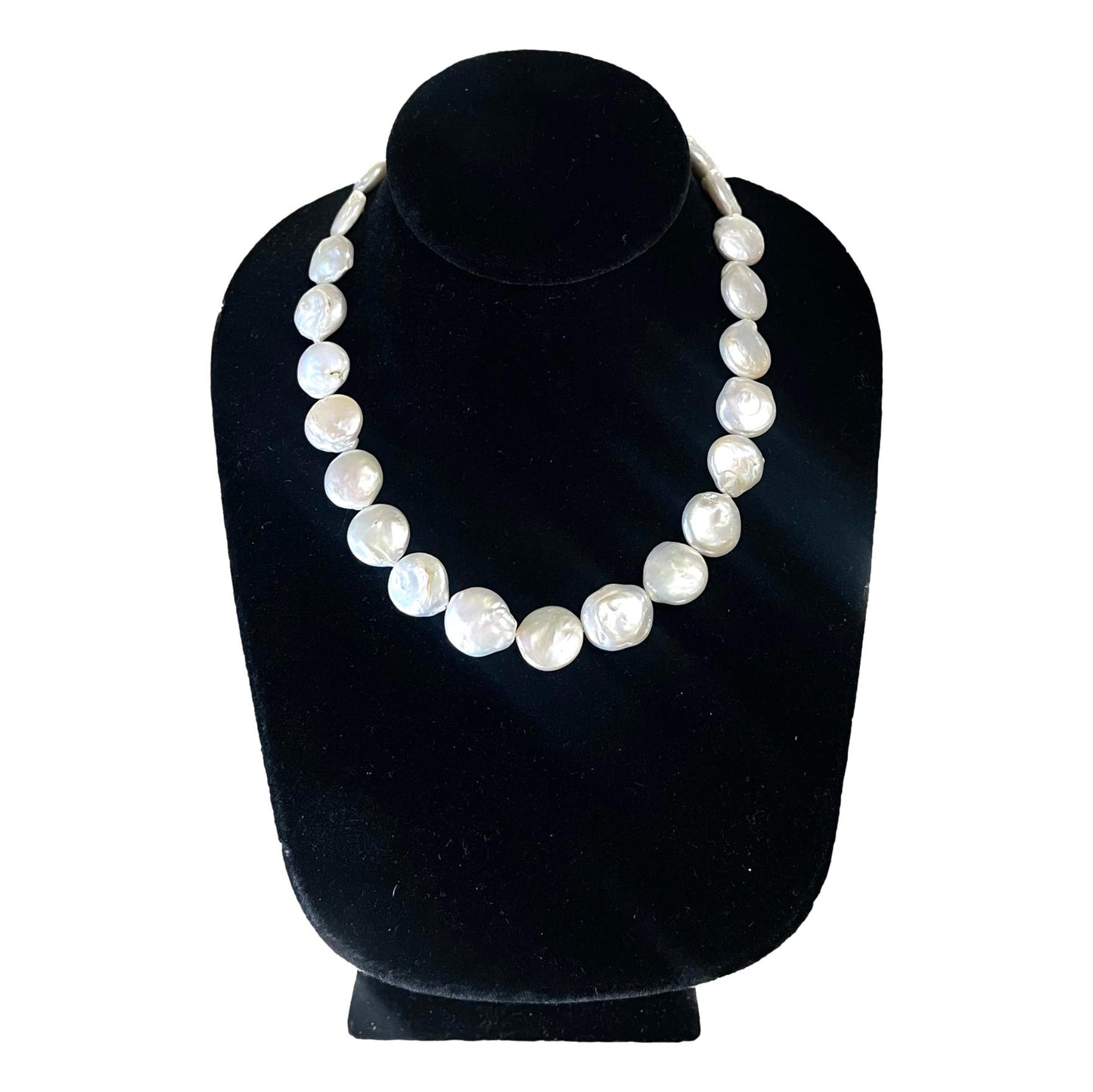 Flat Pearl Necklace