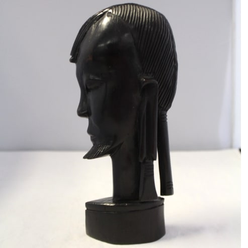 Pair of Man/Woman Heads Figurine