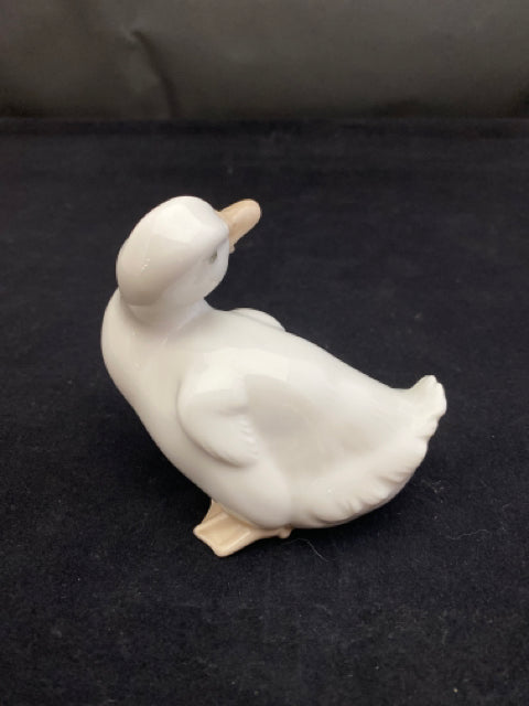 Vintage NAO by Lladro "Duckling"
